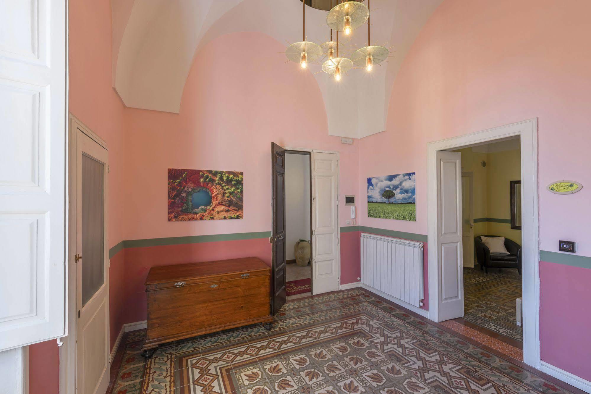 La Naca Della Taranta B&B Галатіна Екстер'єр фото