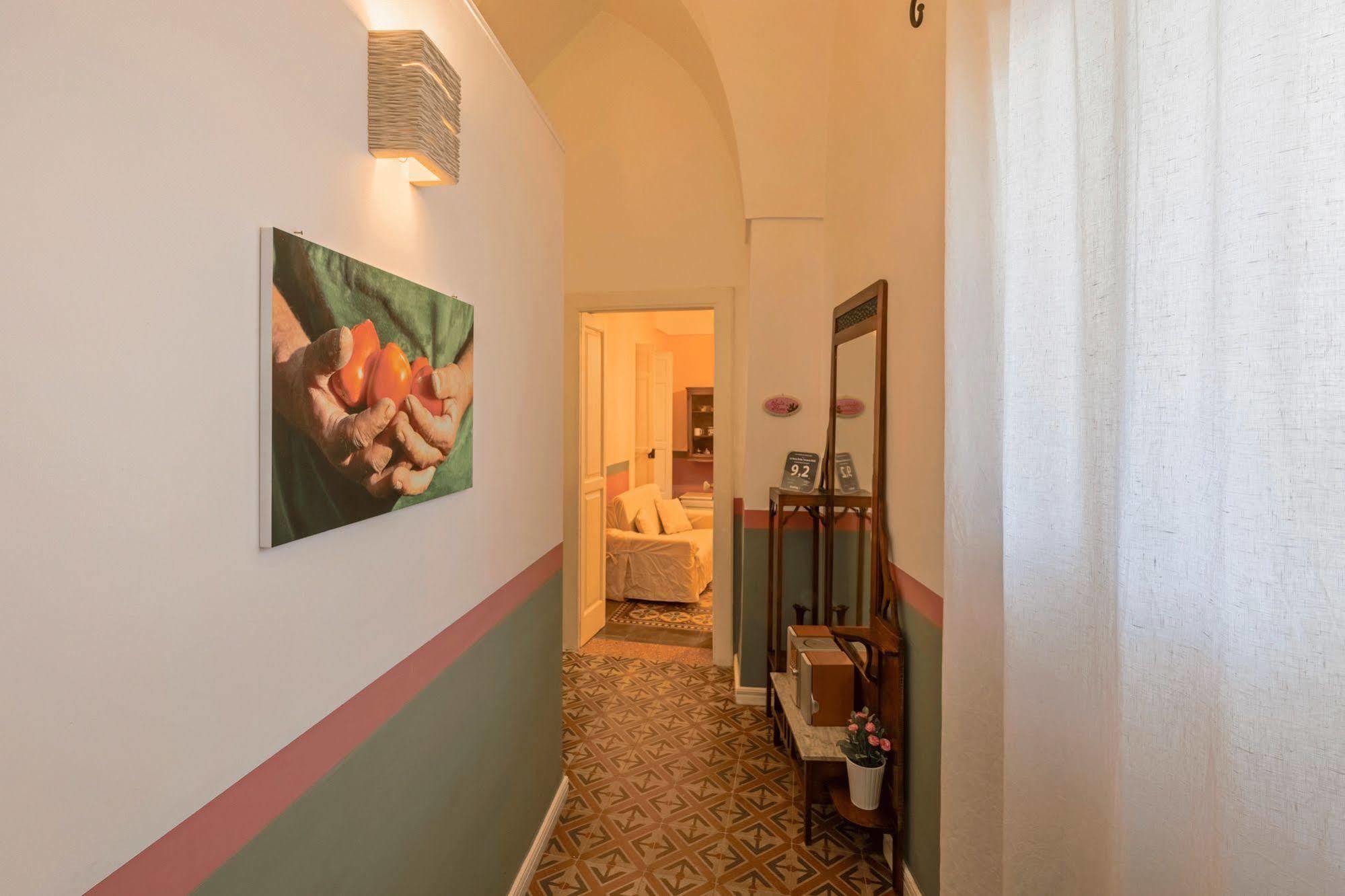 La Naca Della Taranta B&B Галатіна Екстер'єр фото